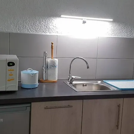 Appartement Cauterets, 2 Pièces, 6 Personnes - Fr-1-234-181 *